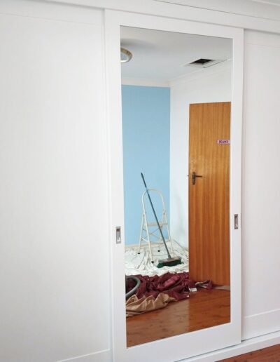 Shaker Doors with Mirror